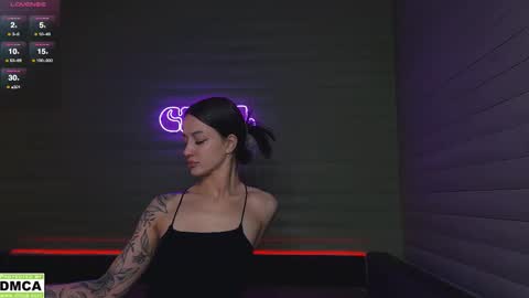  NIKKY  STIVE     Every day from 1000  to 200  EST time. online show from 09-24-25, 07:01