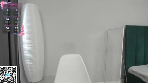 Monica online show from 10-08-25, 08:23