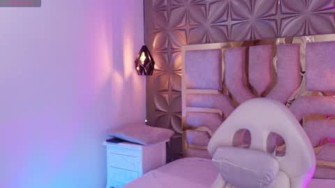 Snapshot of meraki_fraise chatting on 10-06-25, 07:11 online show from 10-06-25, 07:11