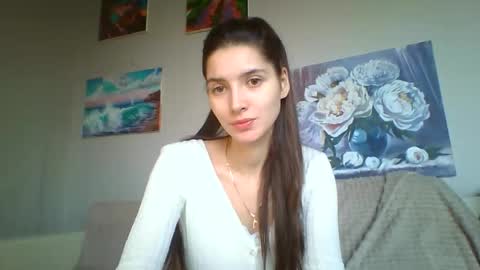 Snapshot of meralynn chatting on 02-12-26, 01:06 LEVA online show from 02-12-26, 01:06
