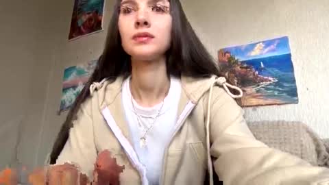 Snapshot of meralynn chatting on 03-20-26, 08:19 LEVA online show from 03-20-26, 08:19