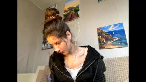 Snapshot of meralynn chatting on 03-31-26, 10:26 LEVA online show from 03-31-26, 10:26