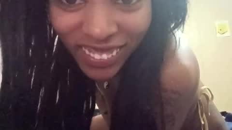 Snapshot of mercedesmakesyoucum6999 chatting on 01-06-26, 06:06 mercedesmakesyoucum6999 online show from 01-06-26, 06:06