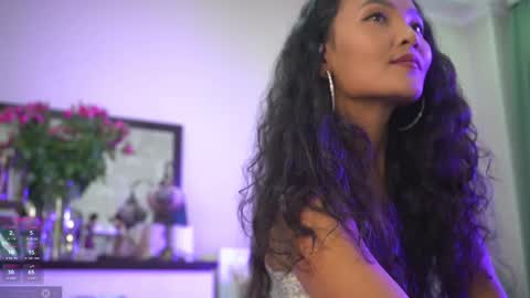 Snapshot of mercedesss_8 chatting on 10-11-25, 11:09 Next show on 03 Dec online show from 10-11-25, 11:09