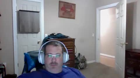 mercer1977 online show from 10-26-25, 05:41