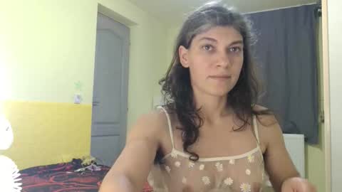 Miss Helena online show from 12-21-25, 04:47