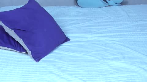 Mercy Bloom online show from 09-15-25, 01:05