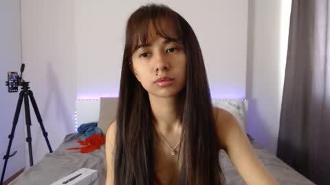 Snapshot of meriannabell chatting on 09-11-25, 07:08 meriannabell online show from 09-11-25, 07:08