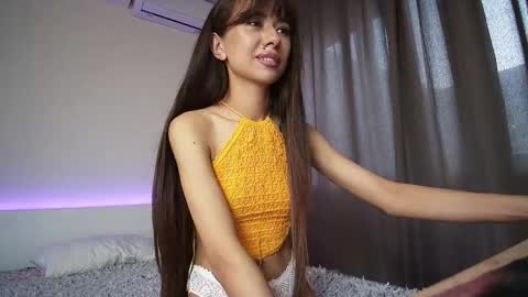 Snapshot of meriannabell chatting on 11-02-25, 11:34 meriannabell online show from 11-02-25, 11:34