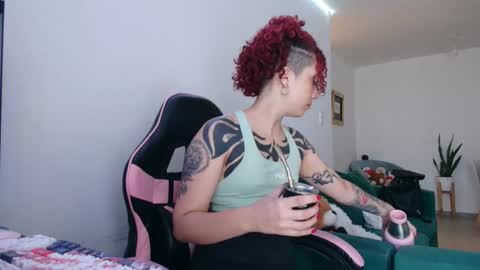 Snapshot of merida__freckles chatting on 01-08-26, 12:29 Miss Freckles online show from 01-08-26, 12:29