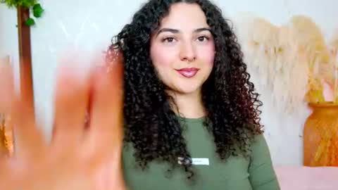 Snapshot of merida_bell18 chatting on 07-28-26, 09:58 Merida Bell online show from 07-28-26, 09:58