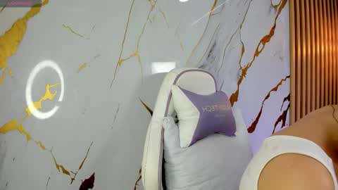 meridacute_ online show from 10-21-25, 08:09