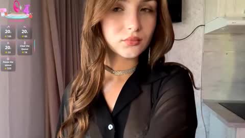 Snapshot of meridethvilca chatting on 11-02-25, 11:56 Rina online show from 11-02-25, 11:56