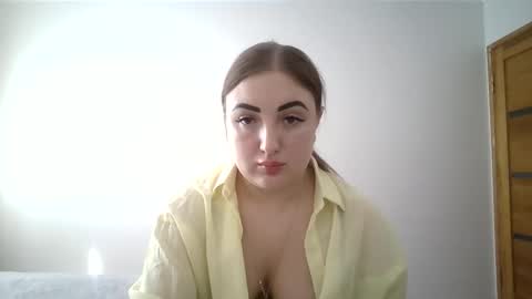 MeriWoulders online show from 04-19-26, 11:42