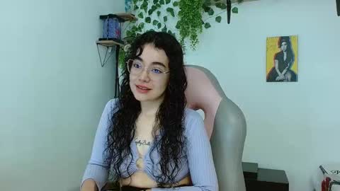 Liah online show from 10-08-25, 01:31