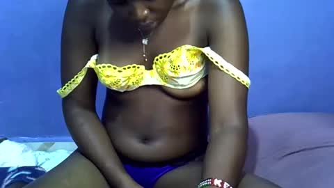 merlin_queen online show from 10-07-25, 12:41