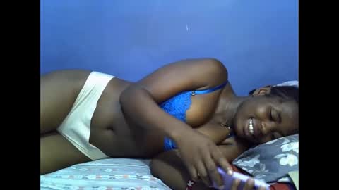 merlin_queen online show from 10-26-25, 07:03