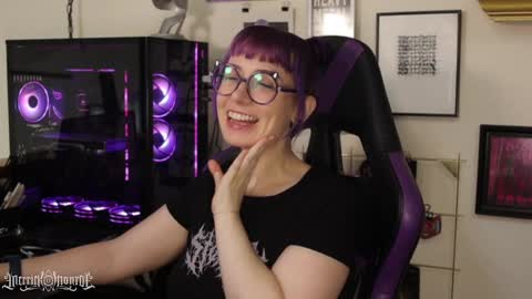 Snapshot of merrickmonroe chatting on 09-28-25, 08:03 merrick monroe online show from 09-28-25, 08:03