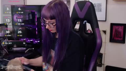 Snapshot of merrickmonroe chatting on 10-15-25, 08:53 merrick monroe online show from 10-15-25, 08:53