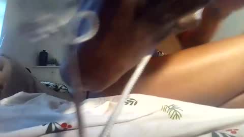 Snapshot of mertonalexis chatting on 02-04-25, 11:38 Alexismerton online show from 02-04-25, 11:38