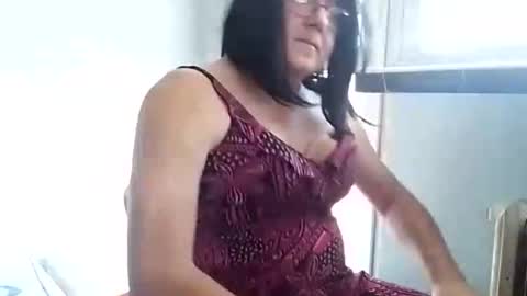 Snapshot of mery3881 chatting on 11-22-25, 10:03 mery3881 online show from 11-22-25, 10:03