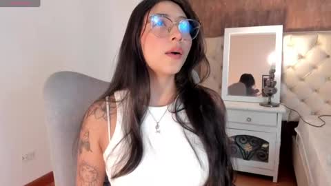 Snapshot of merycoors chatting on 07-12-26, 12:07 MeryCroos online show from 07-12-26, 12:07