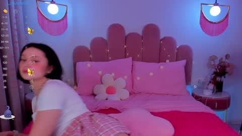 Snapshot of merylew chatting on 01-15-25, 06:43 Anna online show from 01-15-25, 06:43