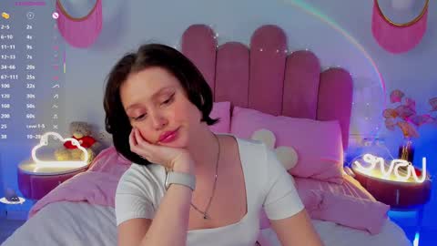 Snapshot of merylew chatting on 03-07-25, 09:40 Anna online show from 03-07-25, 09:40