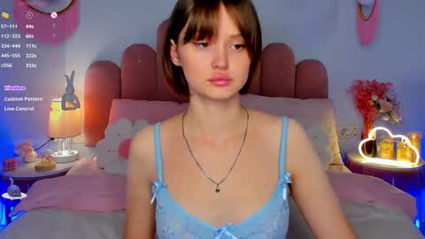 Snapshot of merylew chatting on 10-11-25, 05:28 Anna online show from 10-11-25, 05:28