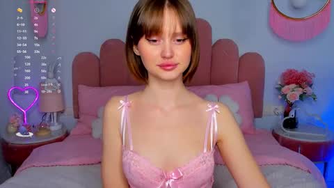 Snapshot of merylew chatting on 11-12-25, 06:25 Anna online show from 11-12-25, 06:25