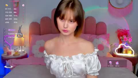 Snapshot of merylew chatting on 11-18-25, 06:18 Anna online show from 11-18-25, 06:18