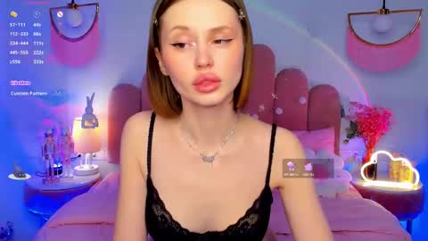 Snapshot of merylew chatting on 01-16-26, 06:28 Anna online show from 01-16-26, 06:28