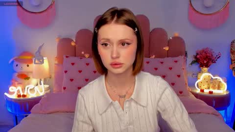 Snapshot of merylew chatting on 02-10-26, 06:28 Anna online show from 02-10-26, 06:28