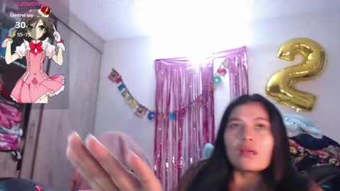 Snapshot of merylintiwg01 chatting on 06-01-26, 07:59 M online show from 06-01-26, 07:59