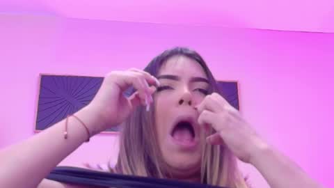 Snapshot of merystone chatting on 09-26-25, 02:48 Mery Stone online show from 09-26-25, 02:48