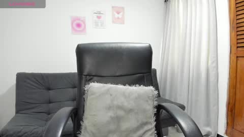 Snapshot of merysummer chatting on 05-23-26, 06:01 Mery Summer online show from 05-23-26, 06:01