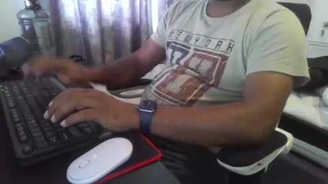 Snapshot of meshneo chatting on 02-06-25, 10:32 meshneo online show from 02-06-25, 10:32