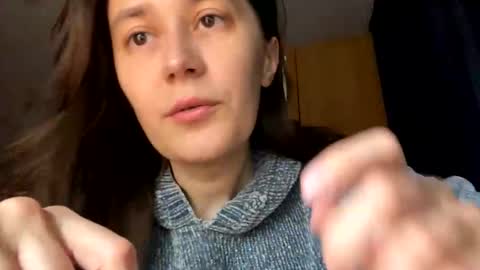 Snapshot of mesmerizing_hypn0_goddess chatting on 12-19-25, 07:43 Jessica online show from 12-19-25, 07:43