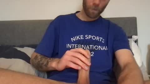 messageme11 online show from 12-17-24, 01:05