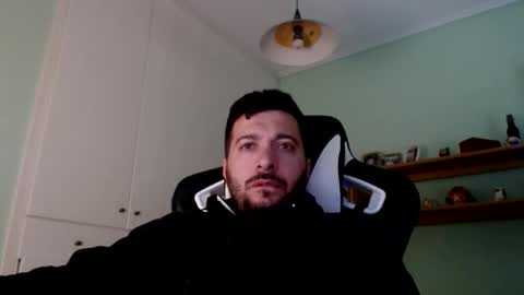 Snapshot of metalic18 chatting on 11-06-25, 06:47 FunnyTimeHere online show from 11-06-25, 06:47