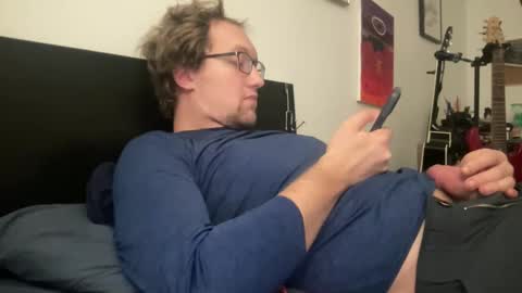 metallica92786 online show from 12-28-24, 05:23