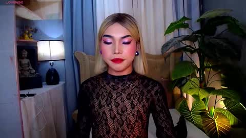 myka online show from 11-25-25, 03:17