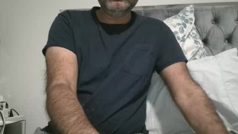 Snapshot of metter26 chatting on 01-18-26, 05:22 atx guy online show from 01-18-26, 05:22