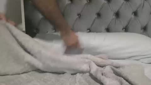 Snapshot of metter26 chatting on 02-05-26, 04:06 atx guy online show from 02-05-26, 04:06