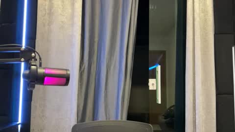 mettew22cm online show from 09-08-25, 11:59