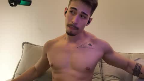 mettew22cm online show from 12-20-25, 02:51