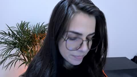 Snapshot of meurief chatting on 01-13-25, 03:45 Meurif online show from 01-13-25, 03:45