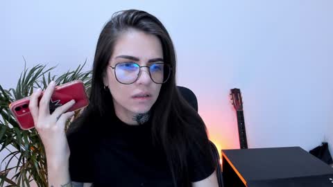 Snapshot of meurief chatting on 01-16-25, 12:53 Meurif online show from 01-16-25, 12:53