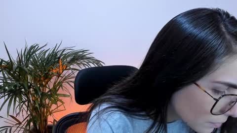 Snapshot of meurief chatting on 01-24-25, 02:07 Meurif online show from 01-24-25, 02:07