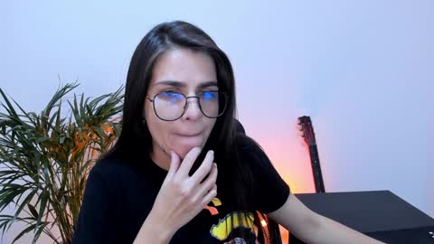 Snapshot of meurief chatting on 01-31-25, 12:51 Meurif online show from 01-31-25, 12:51